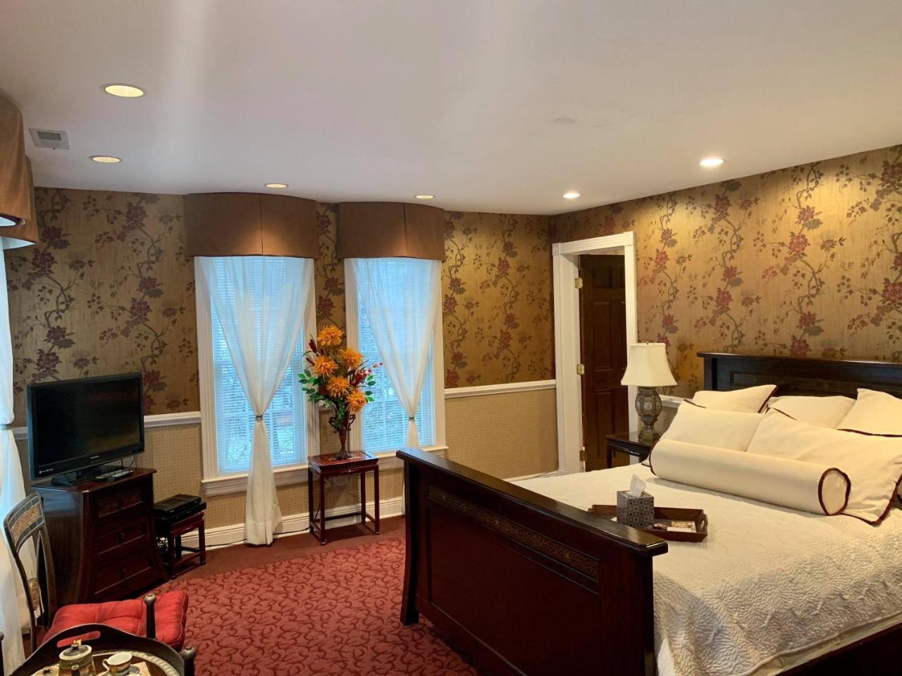 Bed and Breakfast The Lake Manor Morgantown Exteriér fotografie