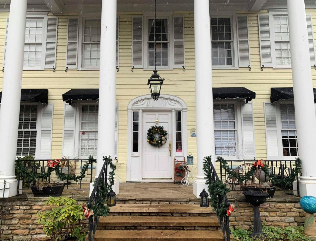 Bed and Breakfast The Lake Manor Morgantown Exteriér fotografie